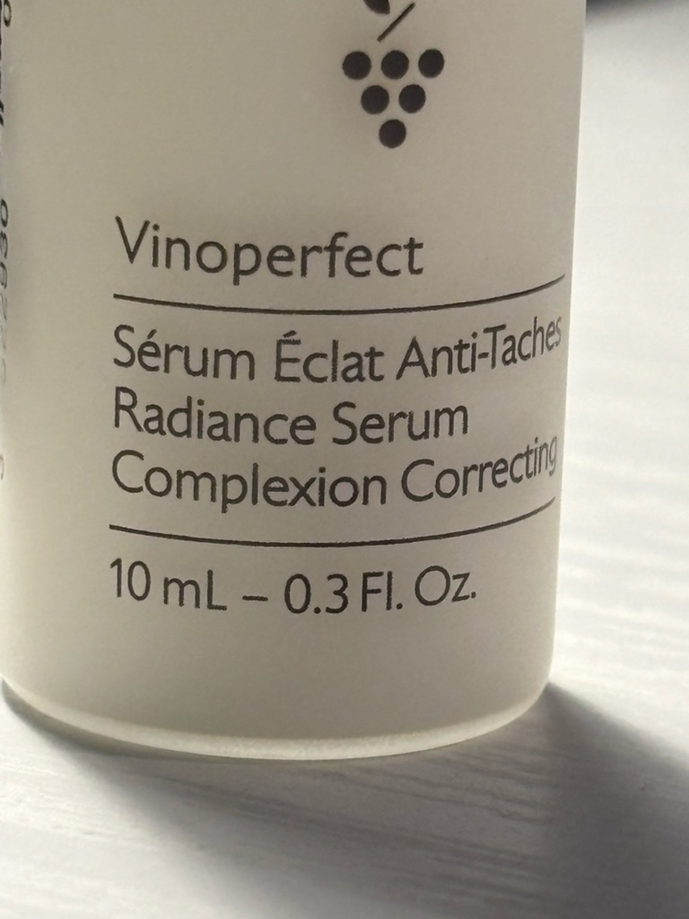 Caudalie Vinoperfect Radiance Serum - Picture 3 of 3
